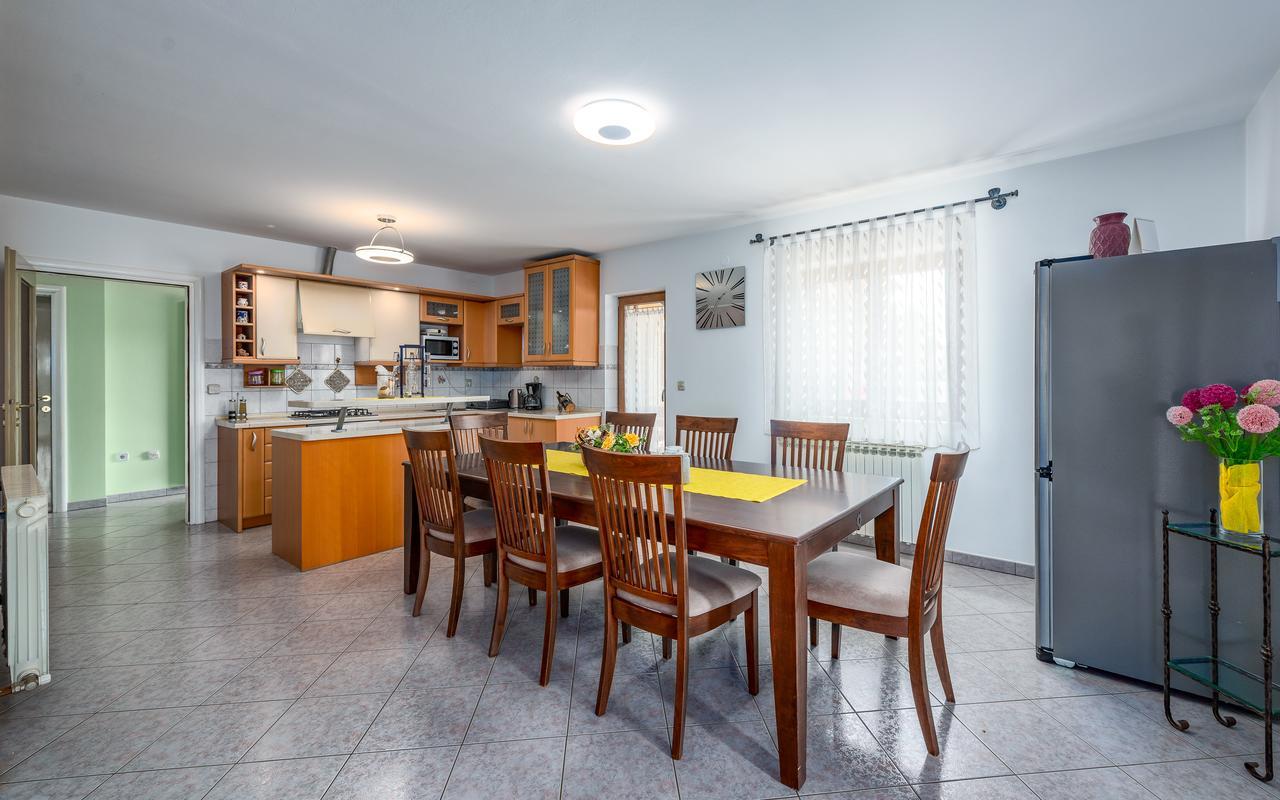 Villa Krizanci Žminj Eksteriør bilde